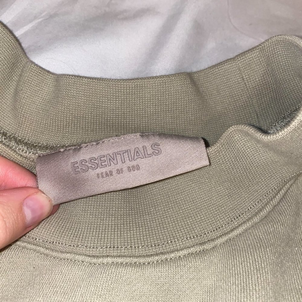 Essentials Crewneck - image 3